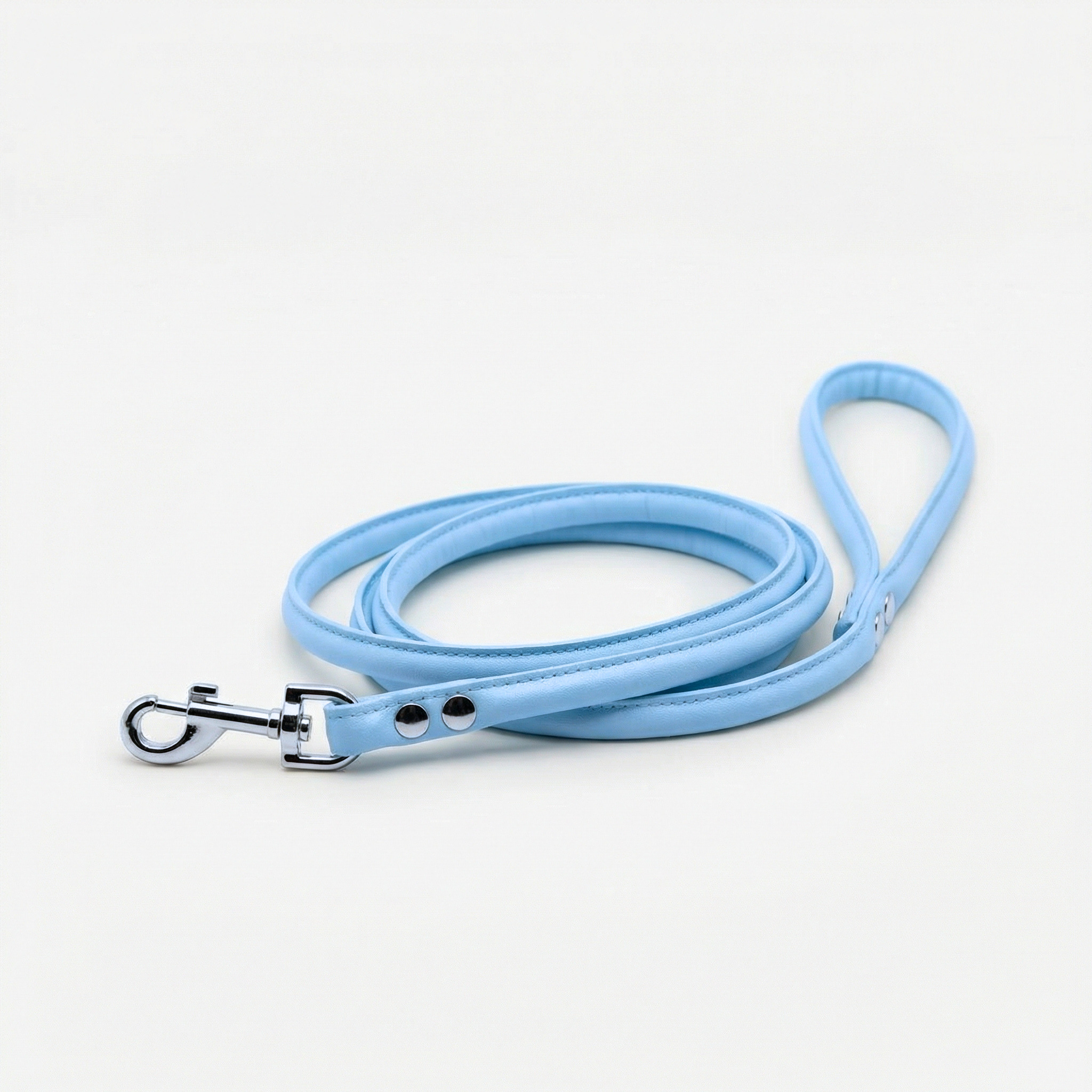 baby-blue-dog-lead-medium-silver.png