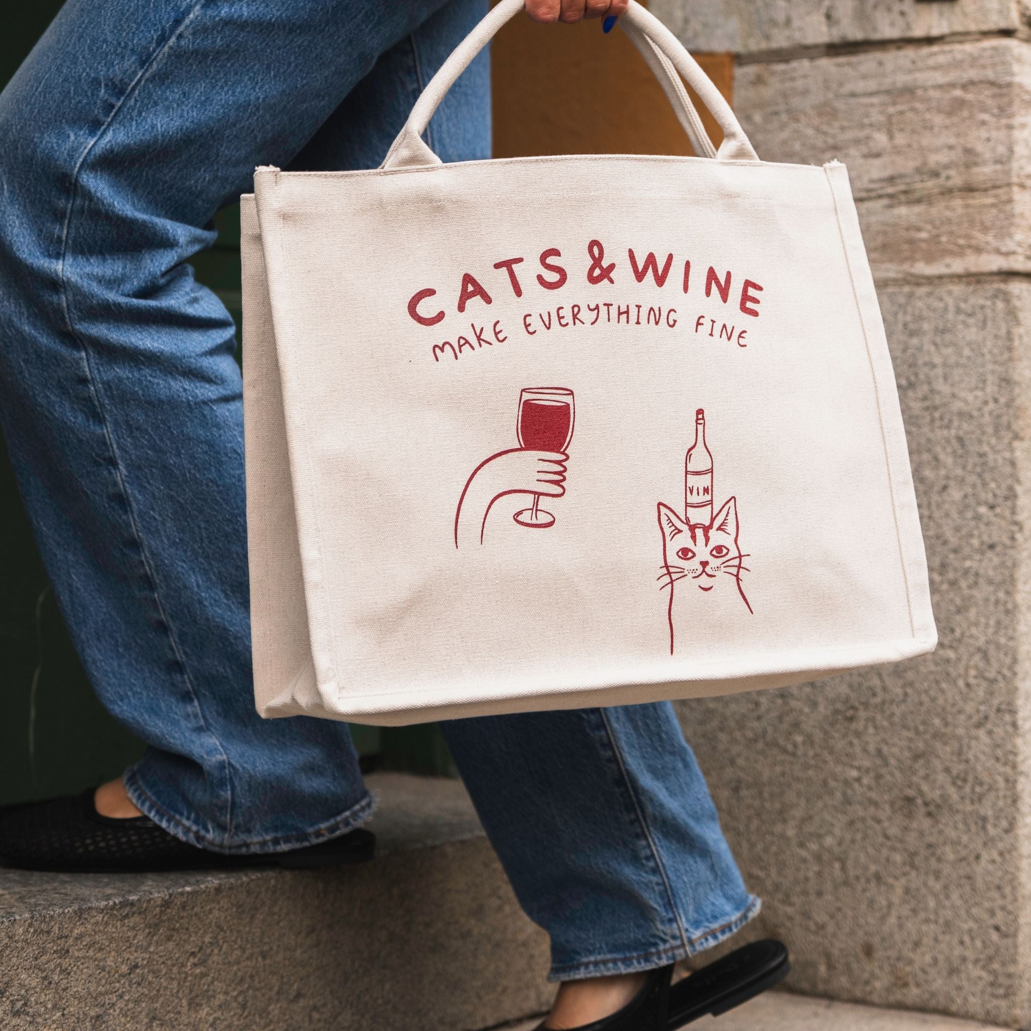 beige-premium-tote-bag-cats-wine.jpg