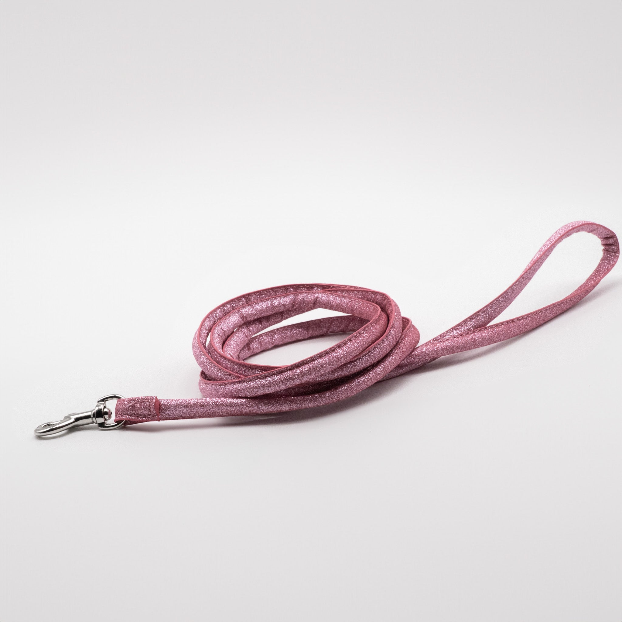 pink-glitter-dog-lead-small.jpg