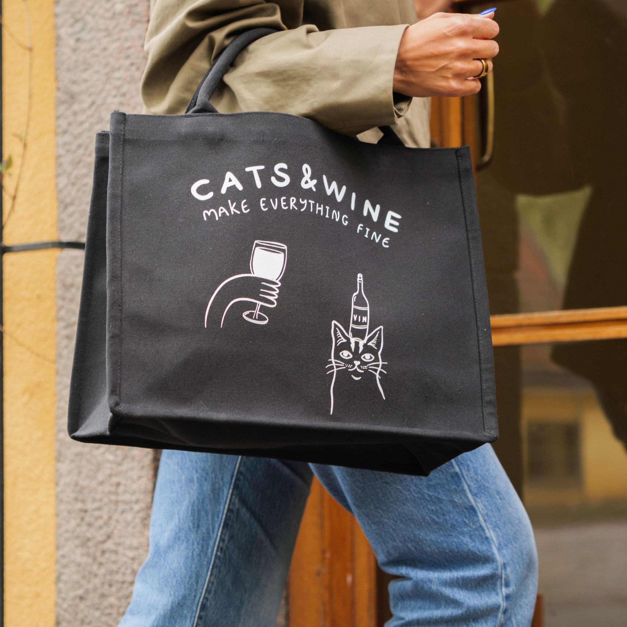 premium-tote-bag-black-cats-wine.jpg